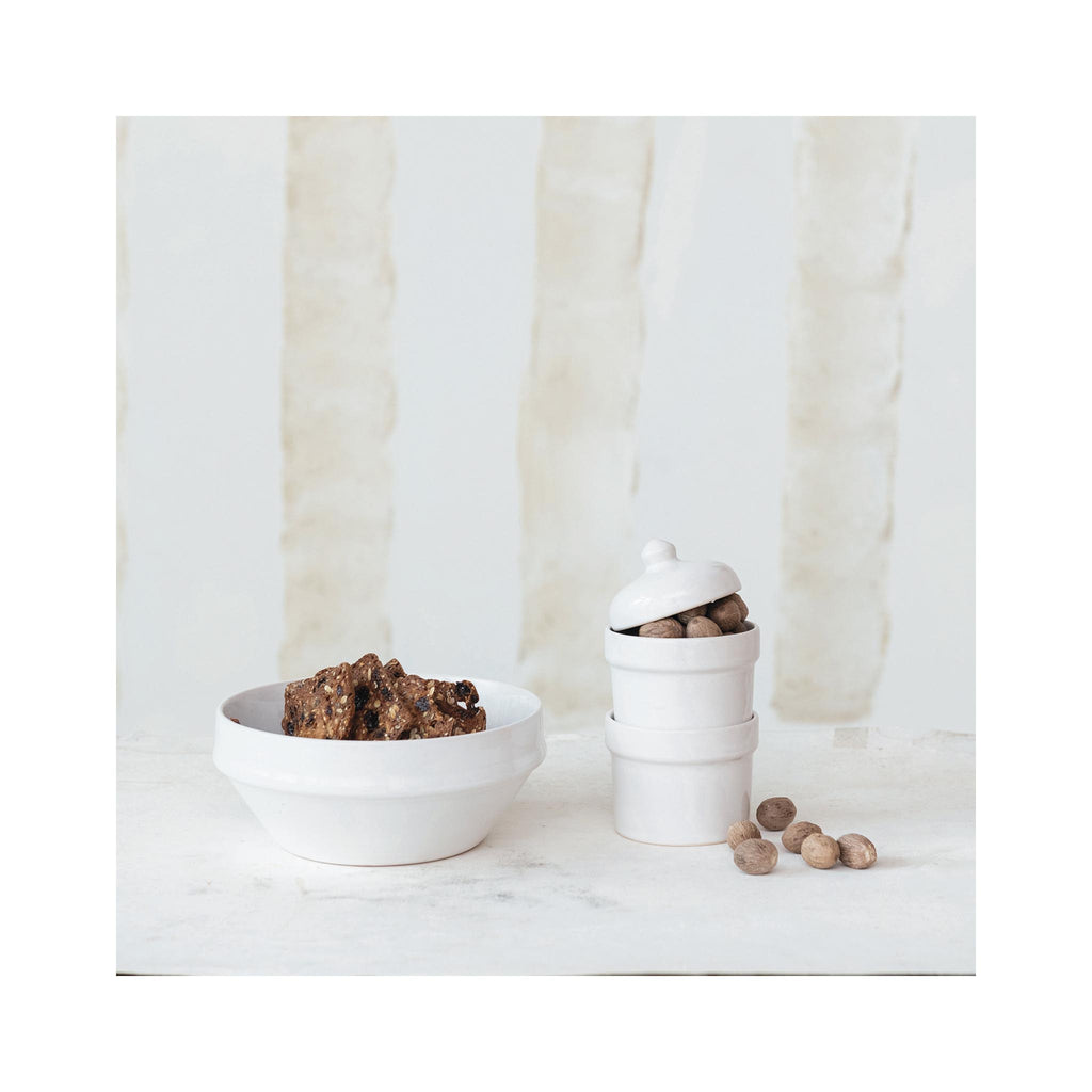 Stoneware Stackable Pinch Pots with Lid Set of 2 - in use