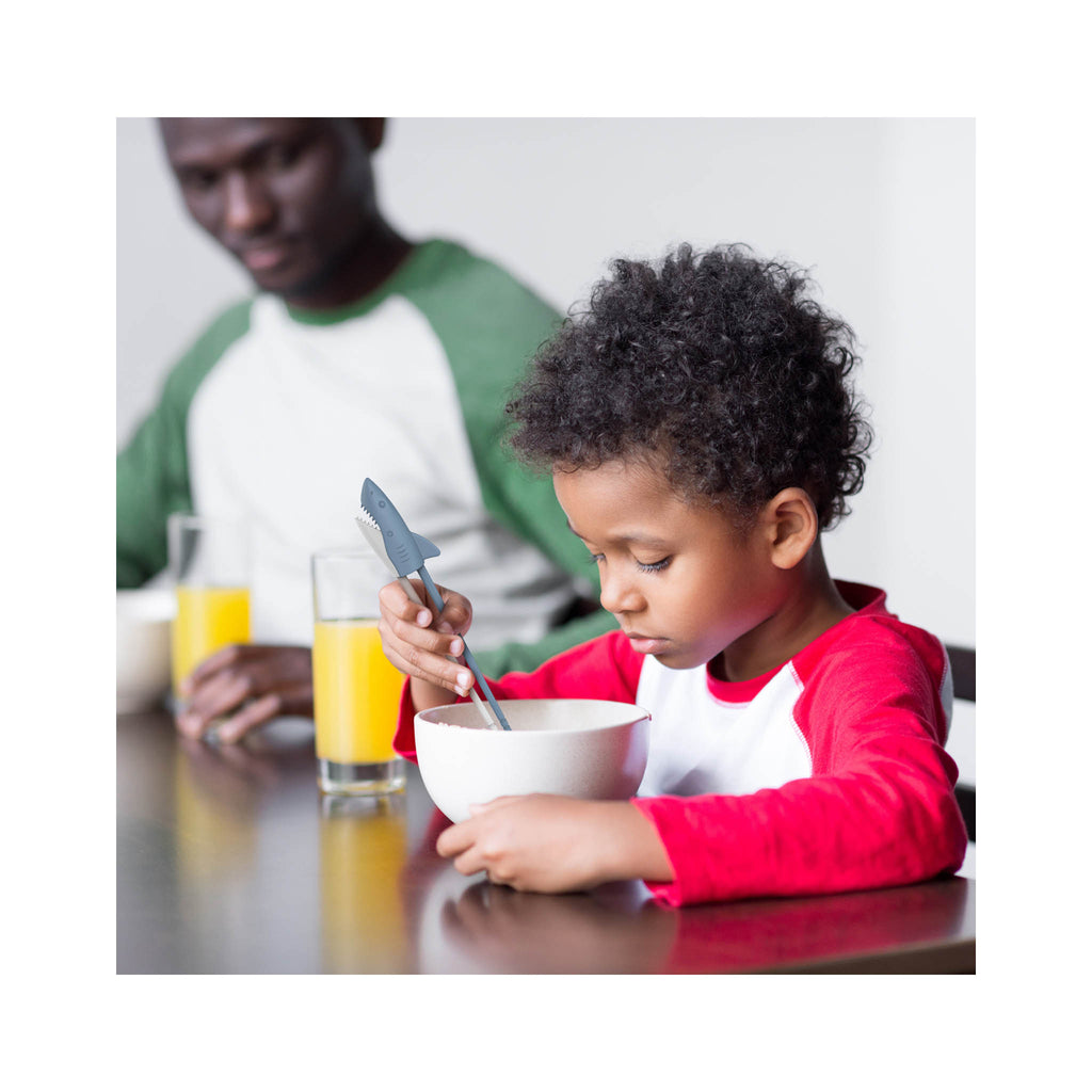 Munchtime Chopstick - Shark in use