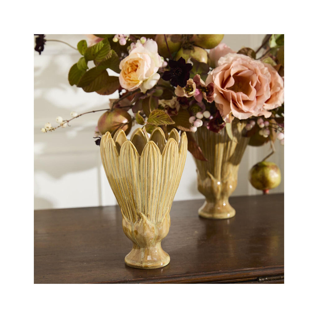 Prosper Vase - in use