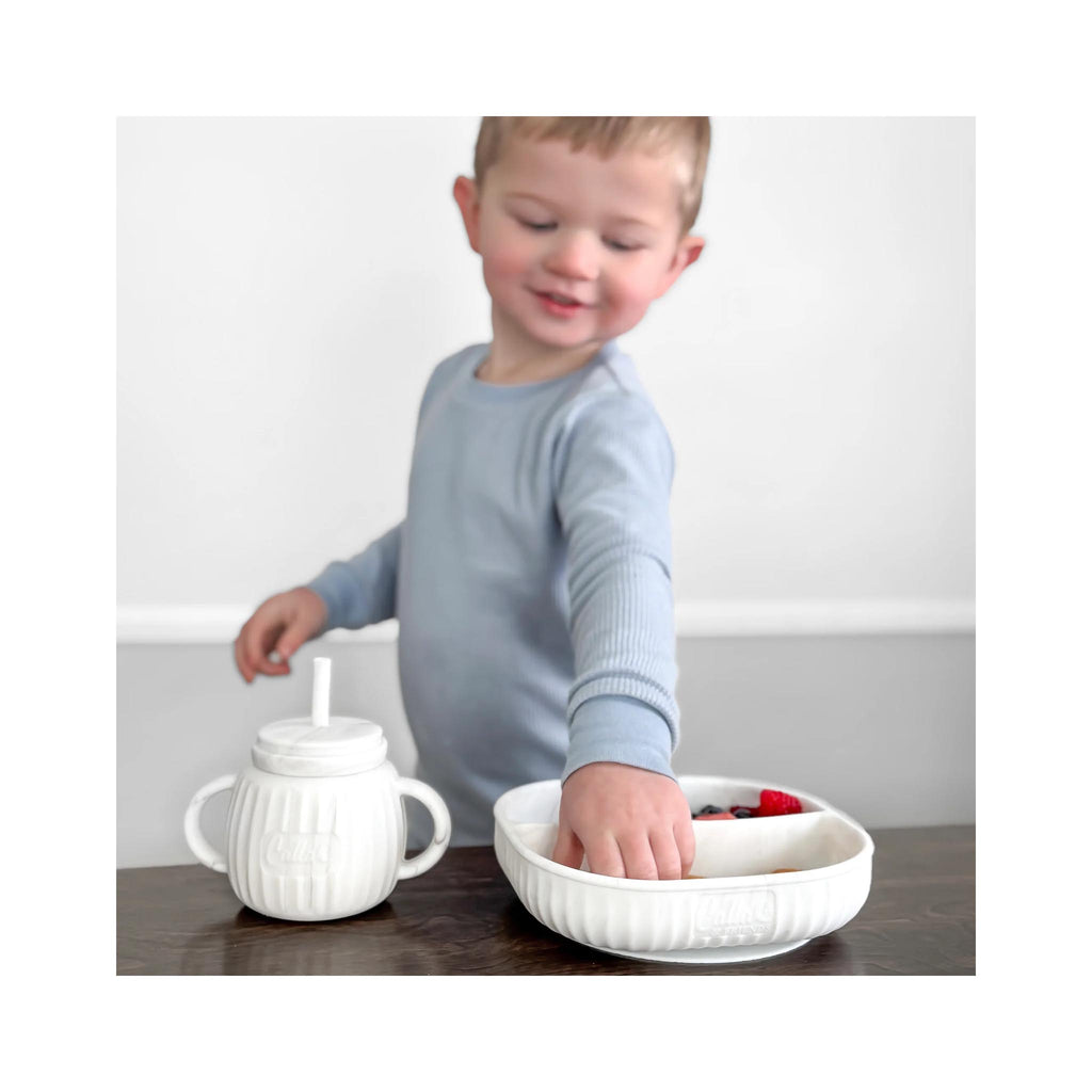 Calla & Friends Isla Silicone Plates - in use