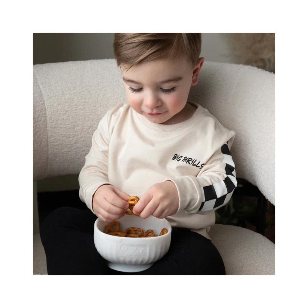 Calla & Friends Boston Silicone Bowl - in use