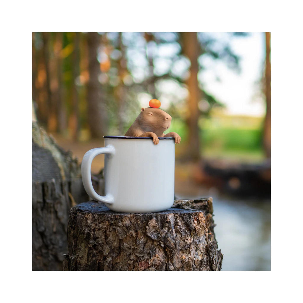 Capybarahhh Tea Infuser - in use