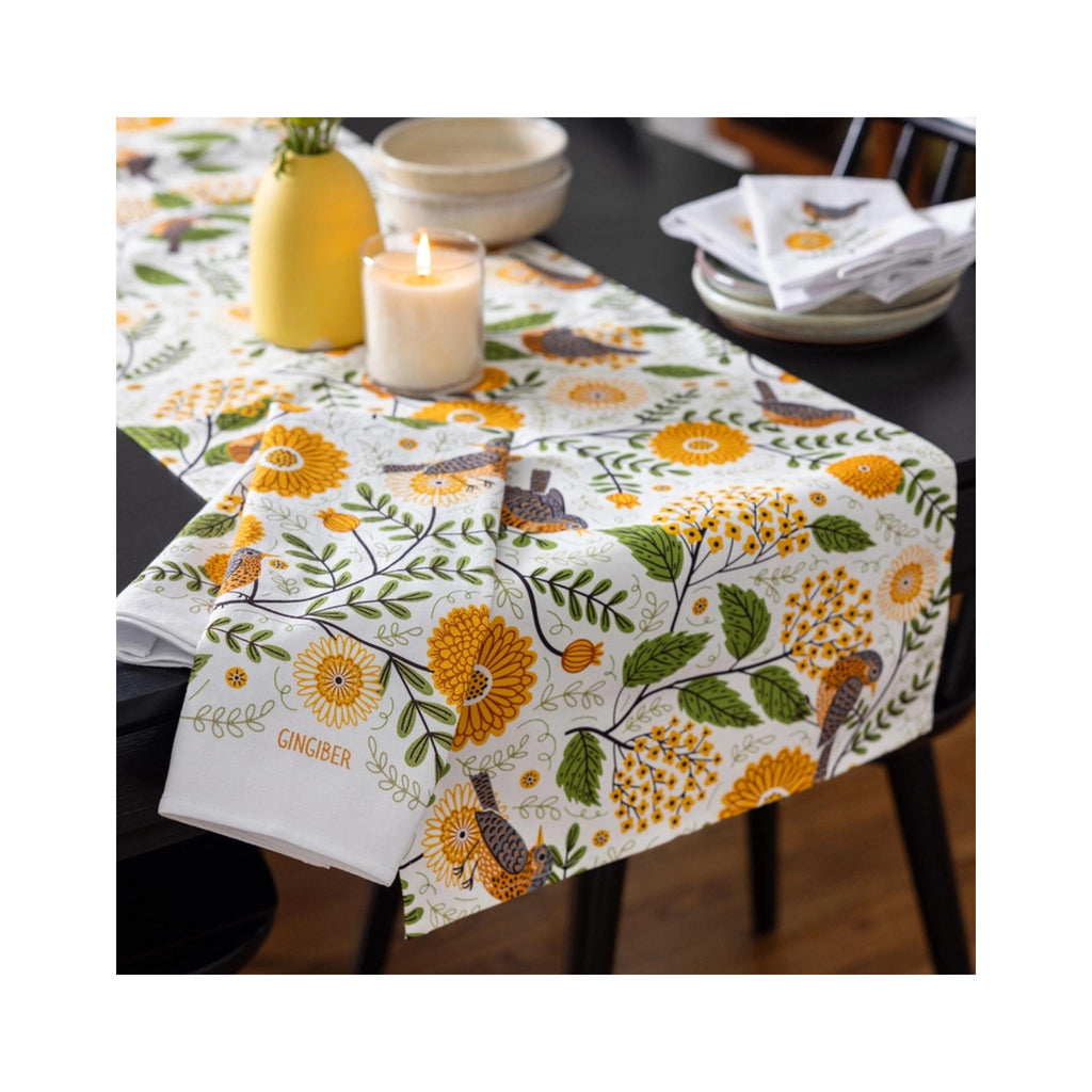 Mums & Robins Table Runner