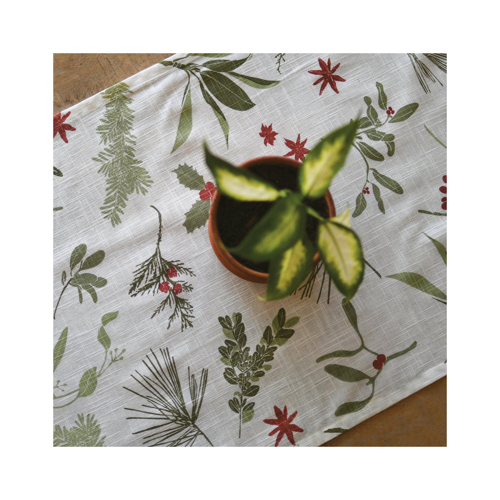 Boughs & Berries Organic Table Runner - detail