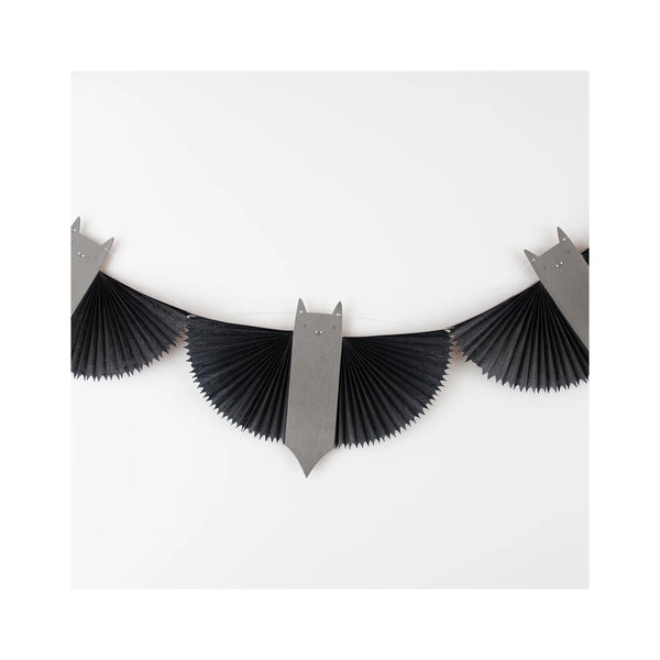 Bat Garland - detail