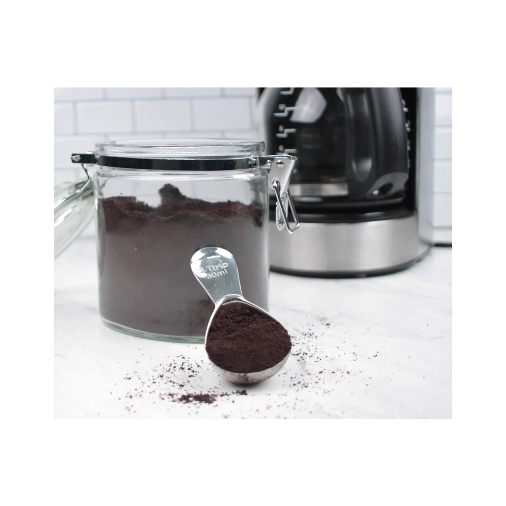 Compact Coffee Scoop - in use