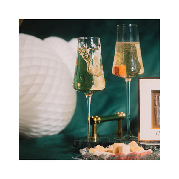 Teaspressa Holiday Champagne Mimosa Kit - in use